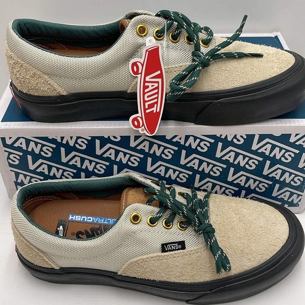 Vans Men’s Era VIt Lx
Hiker Bone White
VN0A4BNHBWQ
Sneakers - Picture 3 of 16